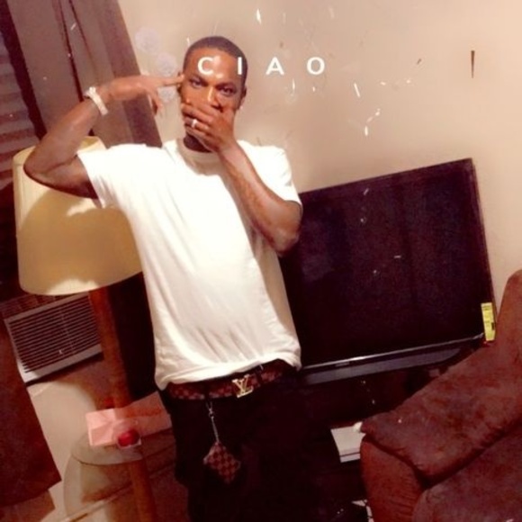 Meet your Posher, Kenneth - Picture 1 of 1